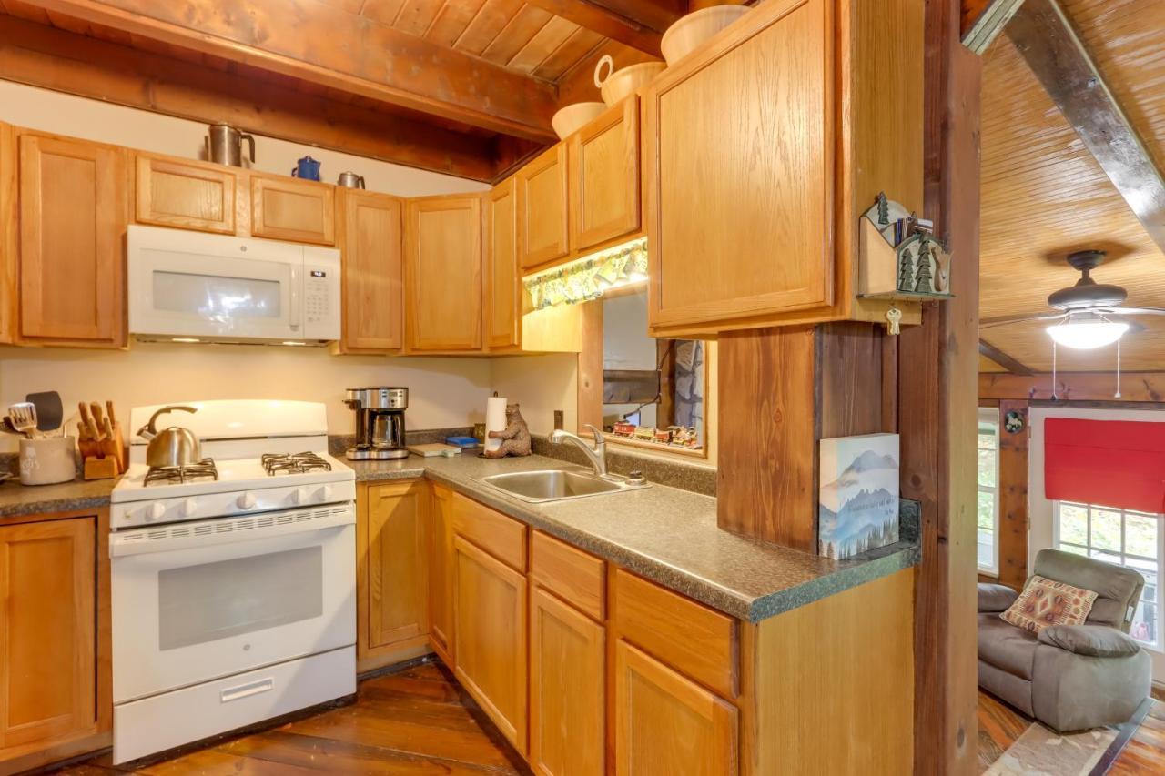 Mountaintop Ellijay Cabin With Private Hot Tub Exteriér fotografie